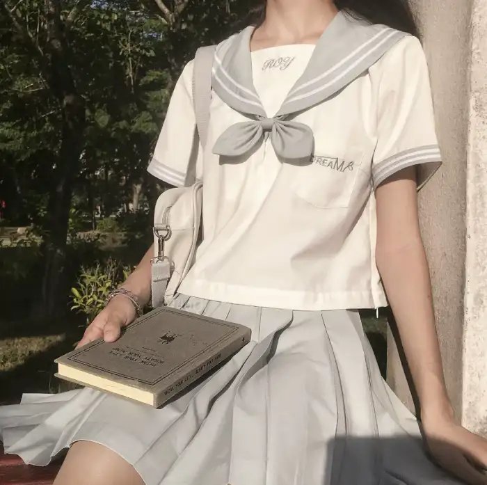 情困荡女心
